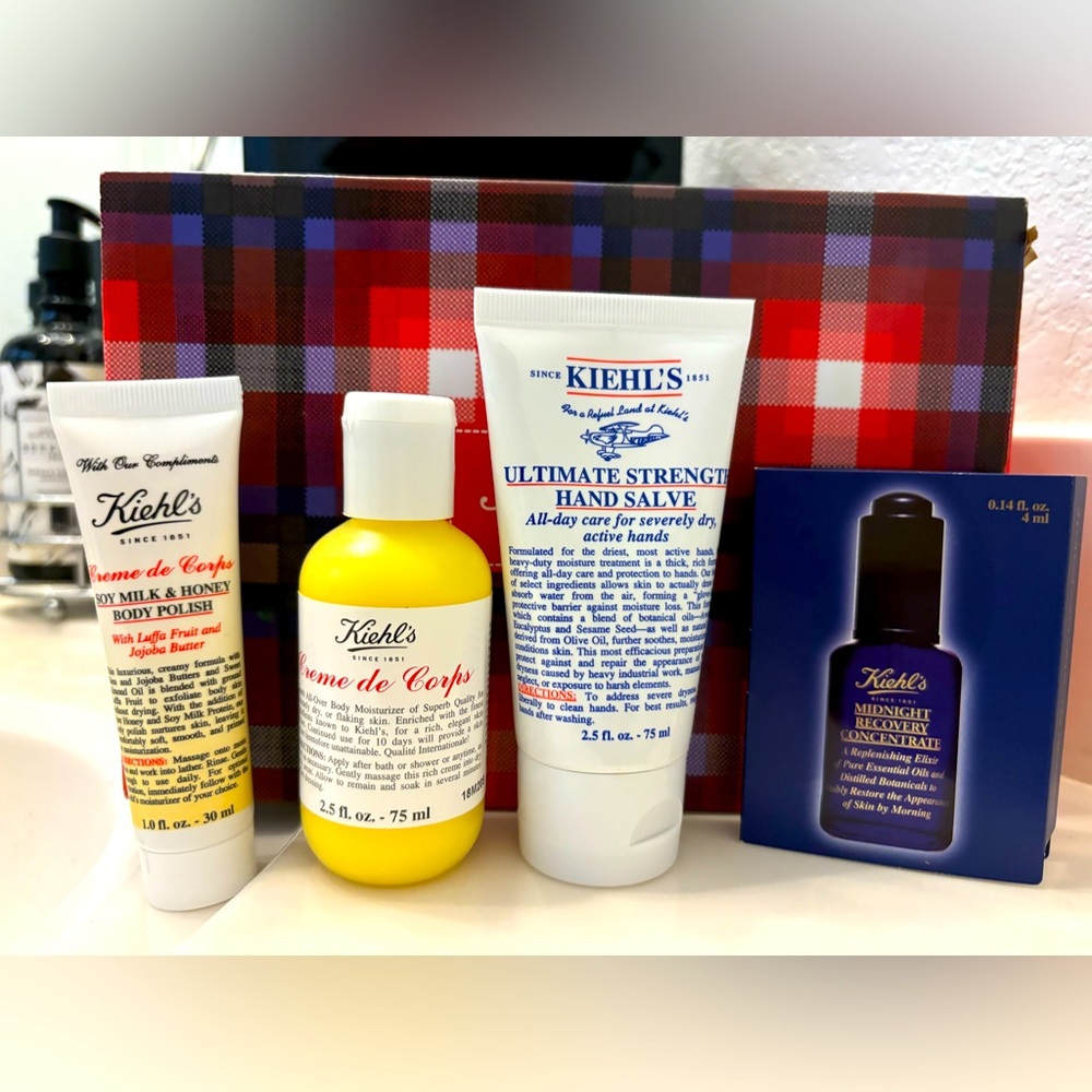 NEW Kiehl’s + Costello Tagliapietra 4-Piece Nourishing Essentials Boxed Set